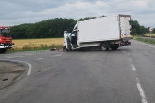 Náklaďák nedal u Prostějova přednost motocyklistovi, ten na místě zemřel - Novinky